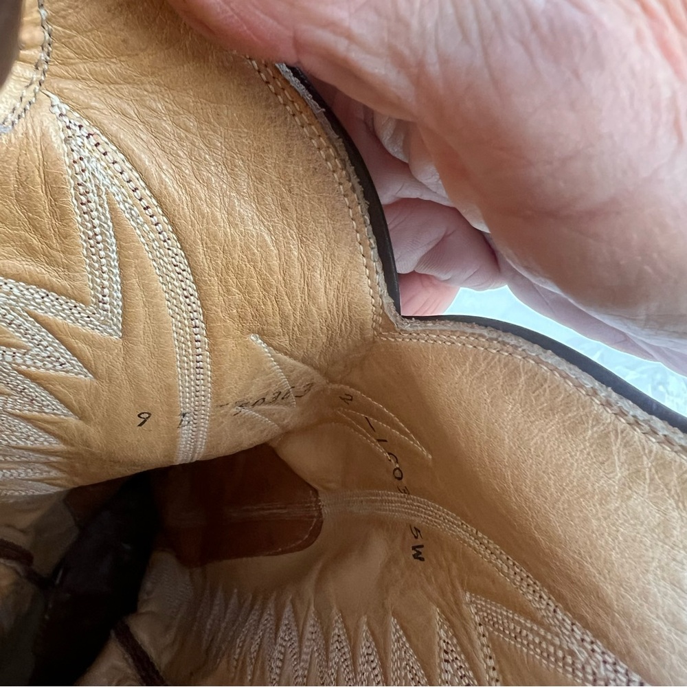 Vintage Sanders tall brown marbled leather western boot - Picture 12 of 16